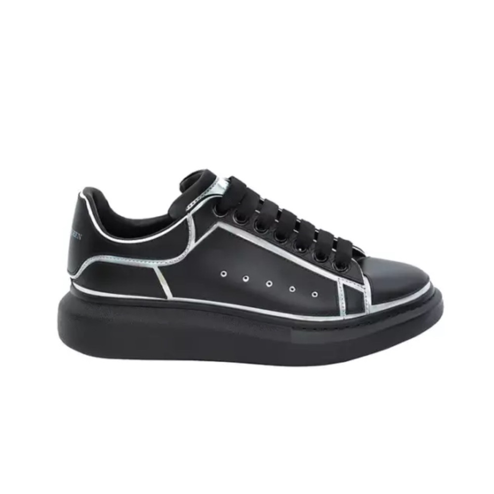 Alexander McQueen Metallic
Hologram Silver Black Leather
Sneakers Size 46